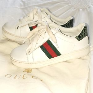 Gucci shoes